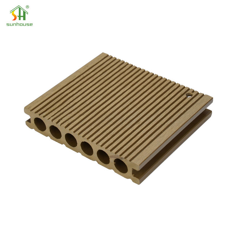 Eco Friendly WPC Deck Flooring Anti Slip Termite Proof WPC Floor Panel